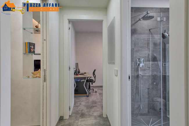 Appartamento in vendita a Lavena Ponte Tresa