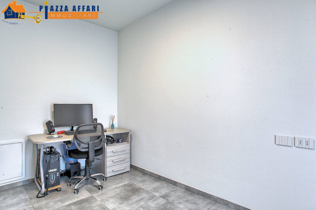 Appartamento in vendita a Lavena Ponte Tresa