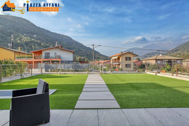 Appartamento in vendita a Lavena Ponte Tresa