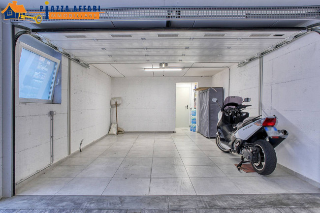 Appartamento in vendita a Lavena Ponte Tresa