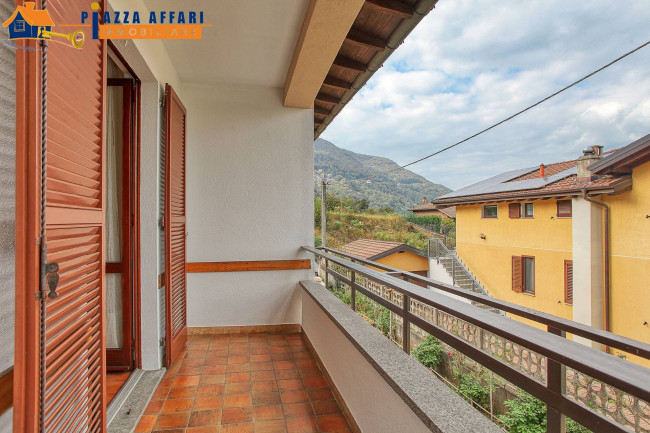 Villa Bifamigliare in vendita a Lavena Ponte Tresa