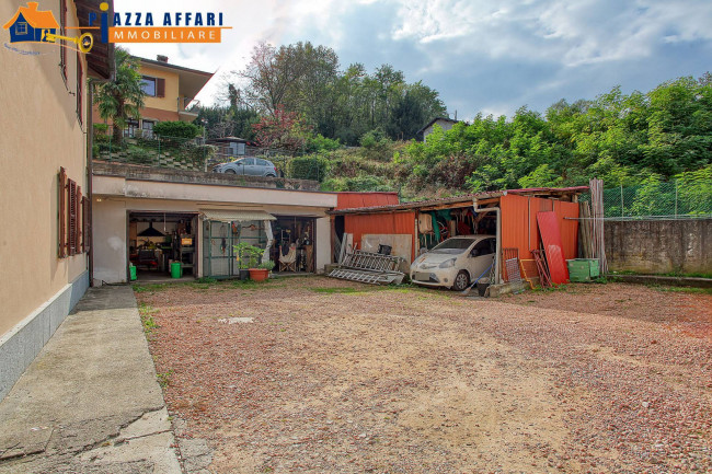 Villa Bifamigliare in vendita a Lavena Ponte Tresa