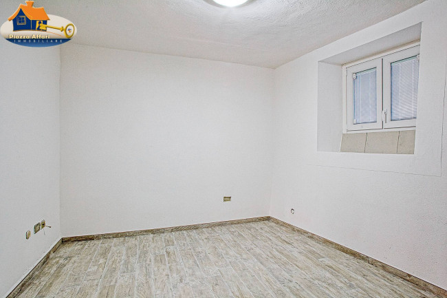 Appartamento in vendita a Marchirolo