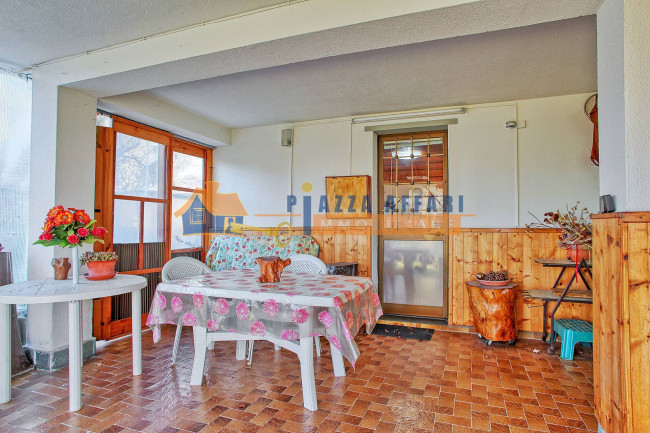 Villa in vendita a Castronno
