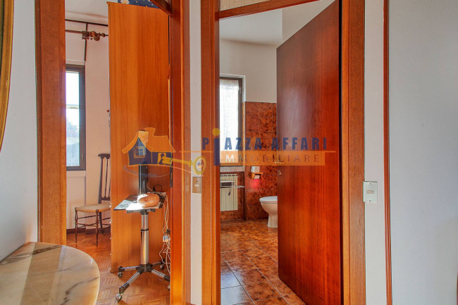Villa in vendita a Castronno