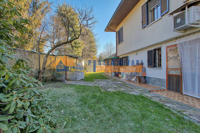 Villa in vendita a Castronno