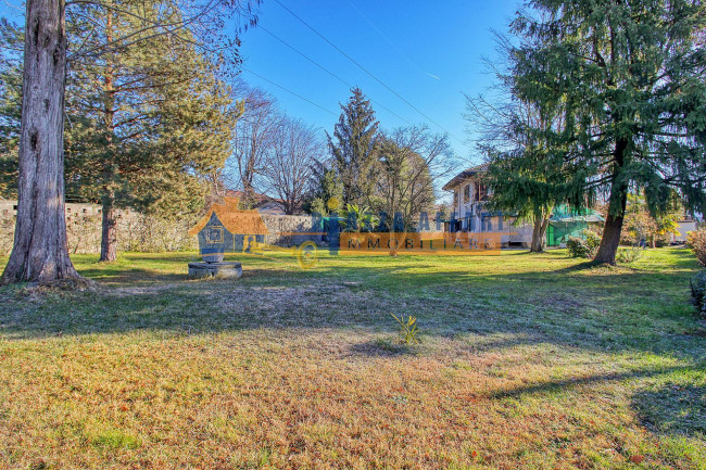 Villa in vendita a Castronno