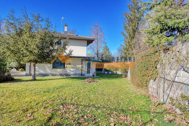 Villa in vendita a Castronno