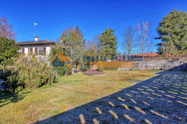 Villa in vendita a Castronno