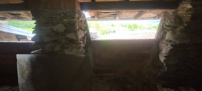 Rustico in vendita a Mesenzana