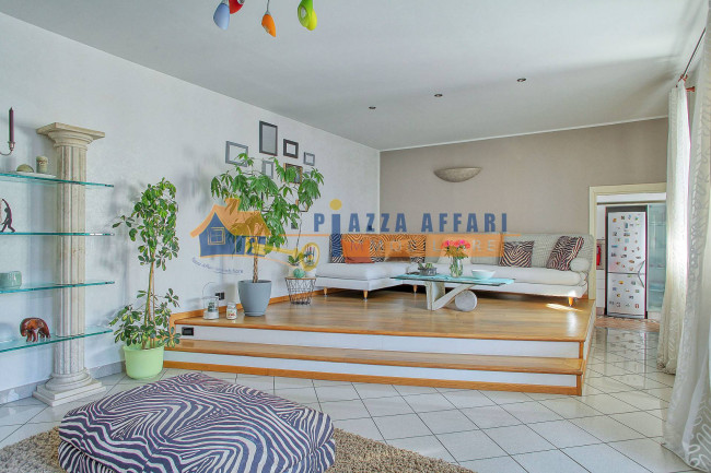 Villa in vendita a Carnago