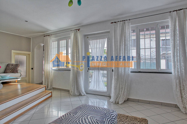 Villa in vendita a Carnago