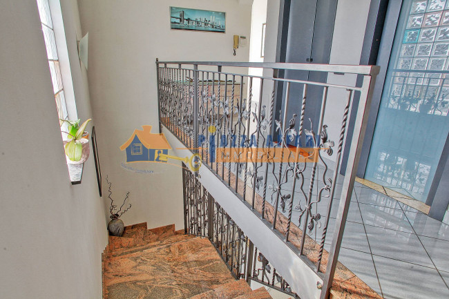 Villa in vendita a Carnago