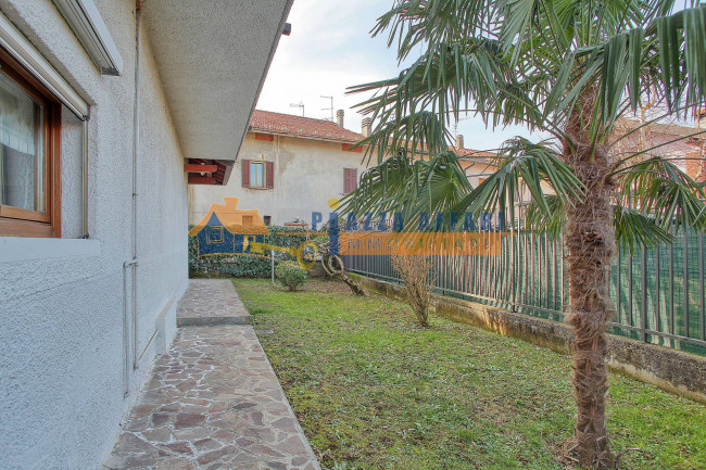 Villa in vendita a Carnago
