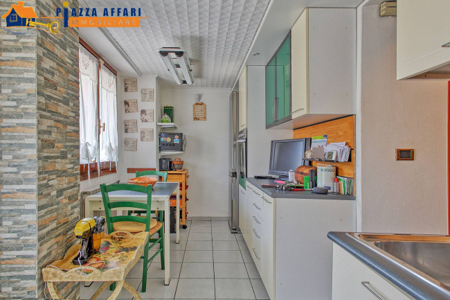 Casa singola in vendita a Marchirolo