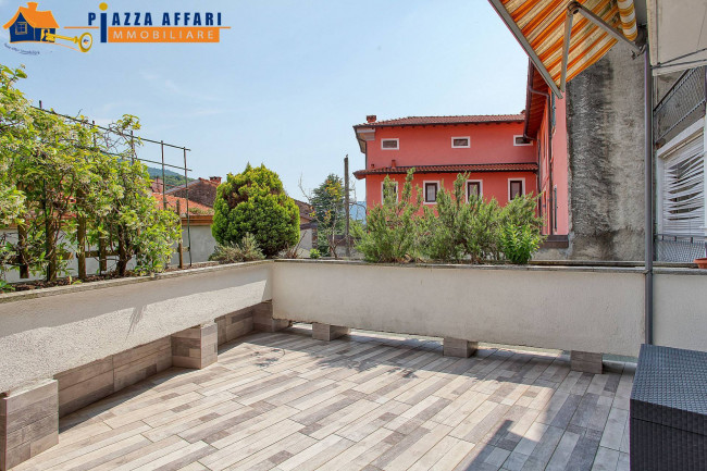 Casa singola in vendita a Marchirolo