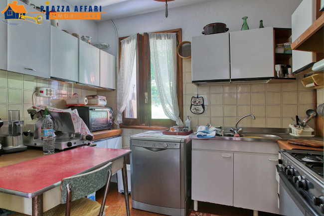 Casa singola in vendita a Marchirolo