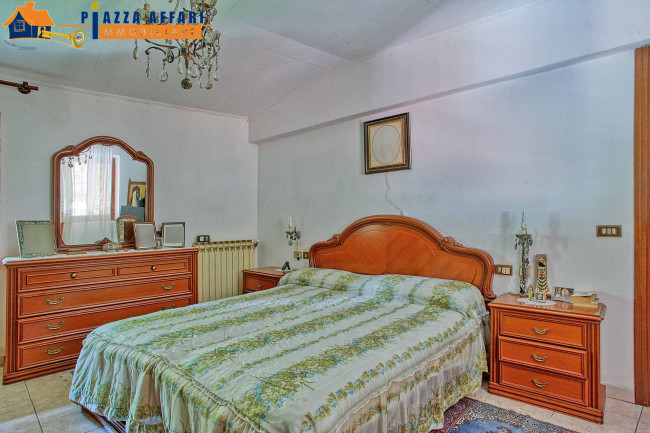 Casa singola in vendita a Marchirolo