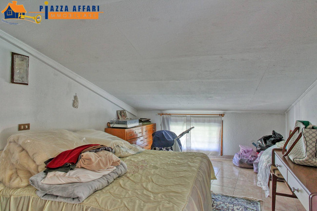 Casa singola in vendita a Marchirolo