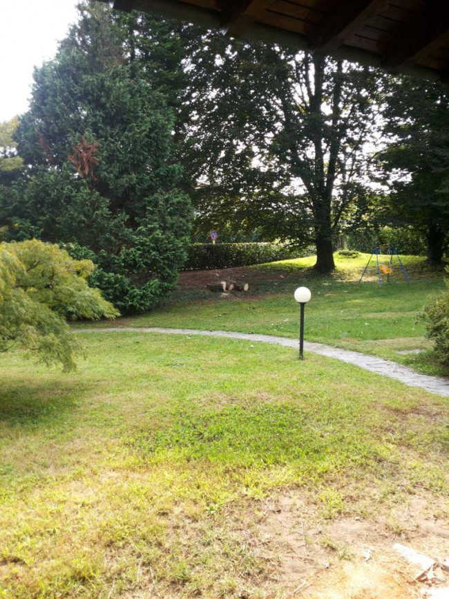 Villa in vendita a Varano Borghi