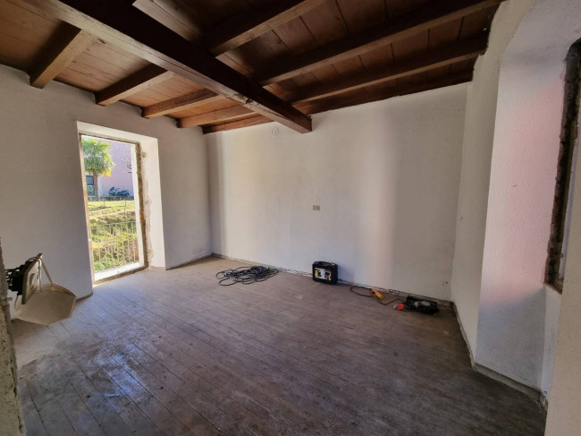 Appartamento in vendita a Lavena Ponte Tresa