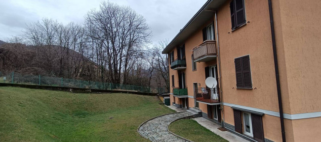 Casa singola in vendita a Cadegliano-Viconago