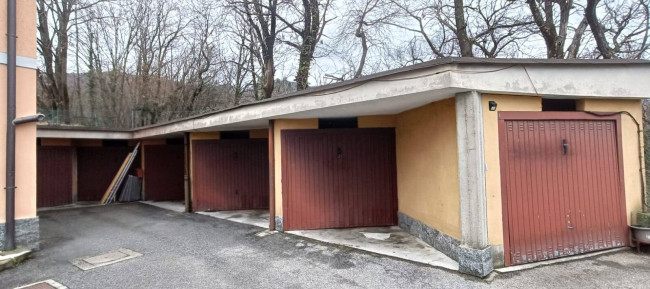 Casa singola in vendita a Cadegliano-Viconago