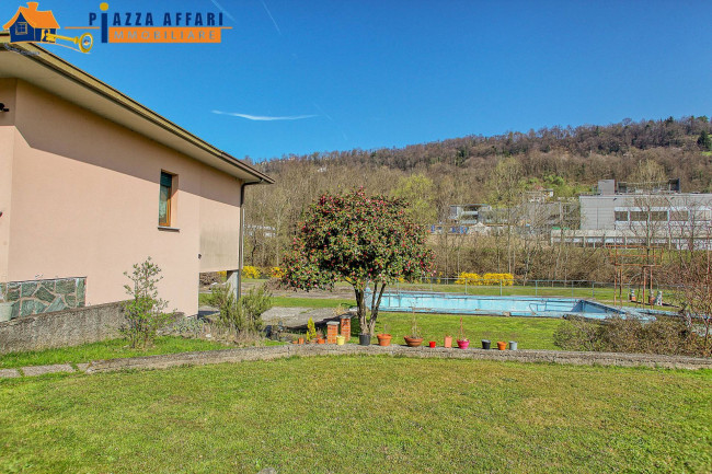 Villa in vendita a Cremenaga