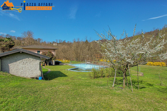 Villa in vendita a Cremenaga