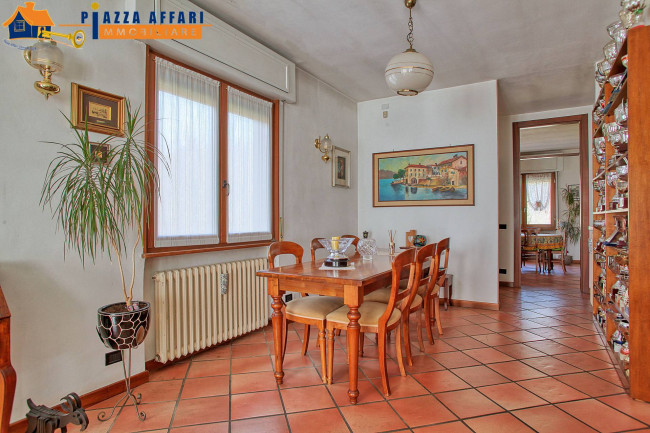 Villa in vendita a Cremenaga