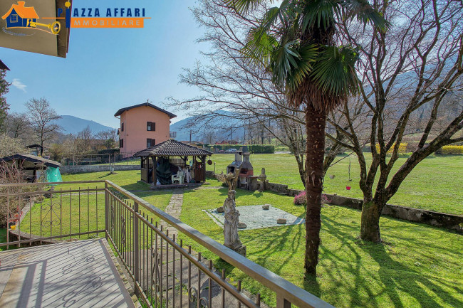 Villa in vendita a Cremenaga