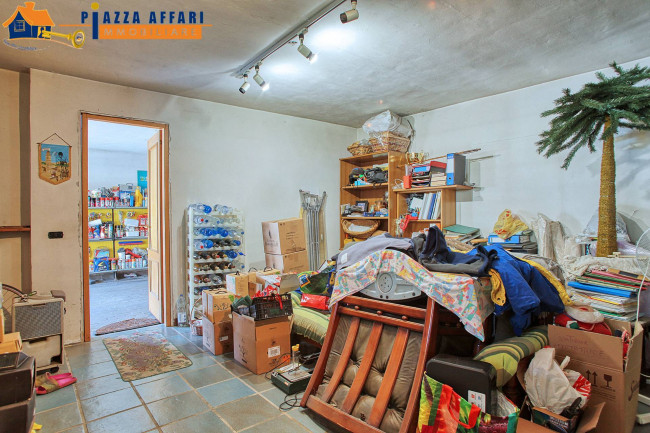 Villa in vendita a Cremenaga
