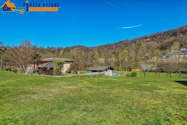 Villa in vendita a Cremenaga
