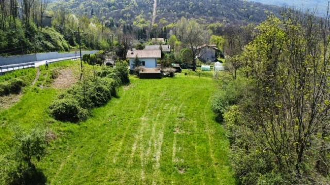 Terreno Agricolo in vendita a Bedero Valcuvia