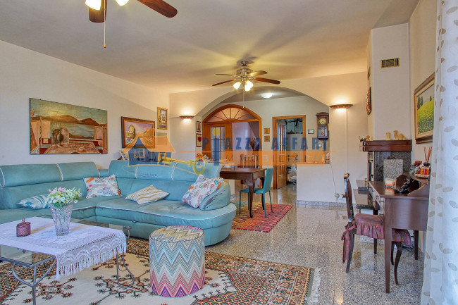 Villa in vendita a Carnago