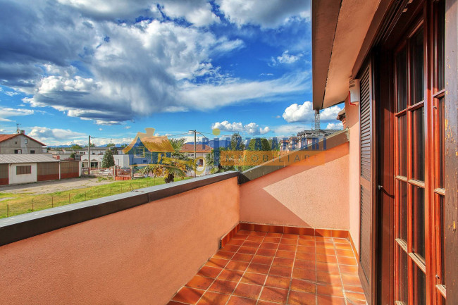 Villa in vendita a Carnago