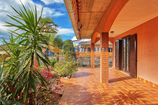 Villa in vendita a Carnago
