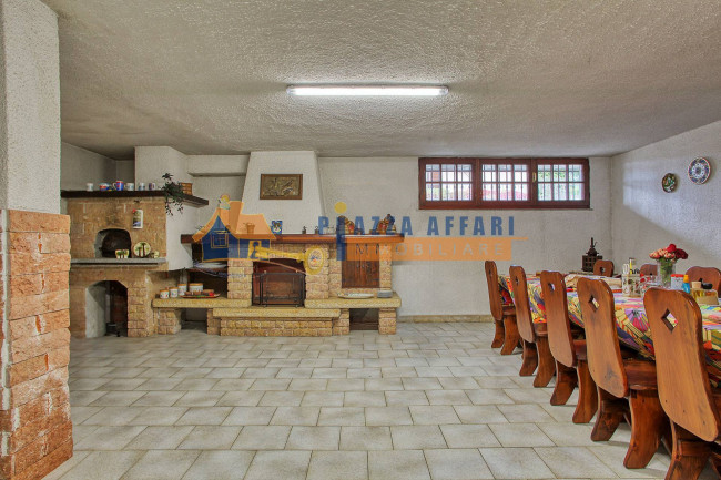 Villa in vendita a Carnago