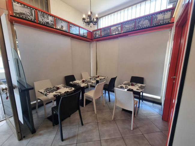 Attività commerciale in vendita a Marchirolo