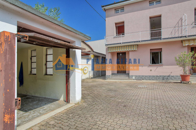 Porzione di Casa Terra / Cielo in vendita a Solbiate Arno