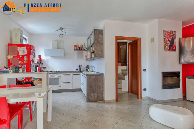 Villette a schiera in vendita a Cadegliano-Viconago