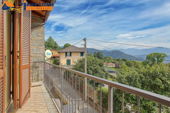 Villette a schiera in vendita a Cadegliano-Viconago