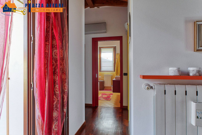 Villa in vendita a Lavena Ponte Tresa