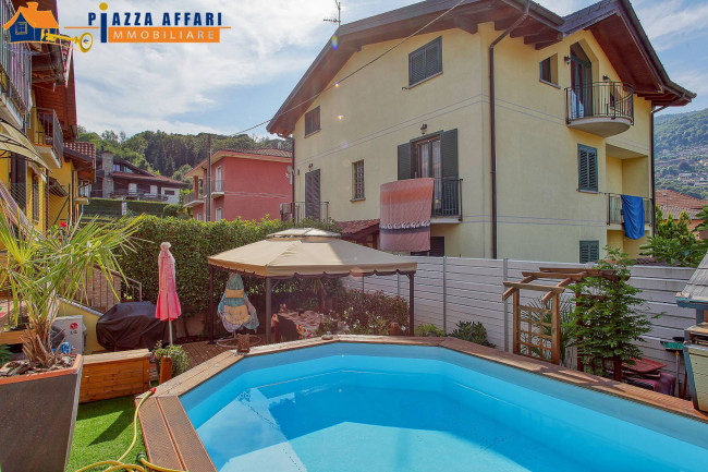 Villa in vendita a Lavena Ponte Tresa
