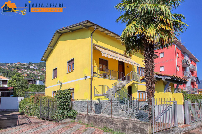 Appartamento in vendita a Lavena Ponte Tresa