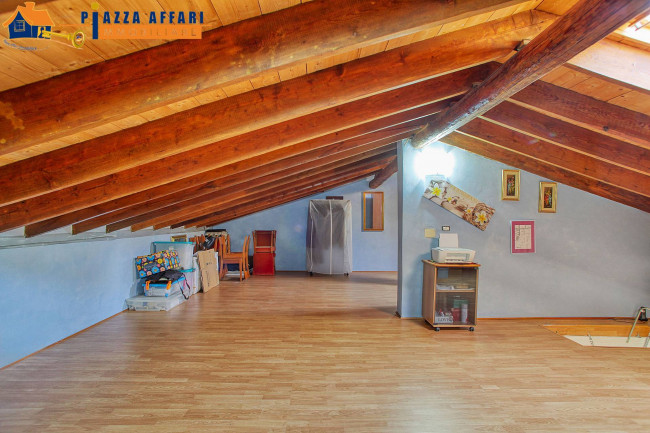 Appartamento in vendita a Lavena Ponte Tresa