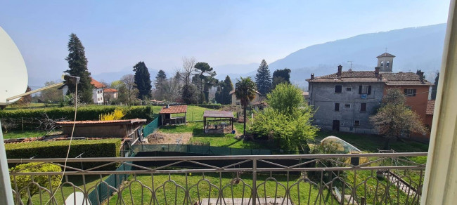 Appartamento in vendita a Cadegliano-Viconago