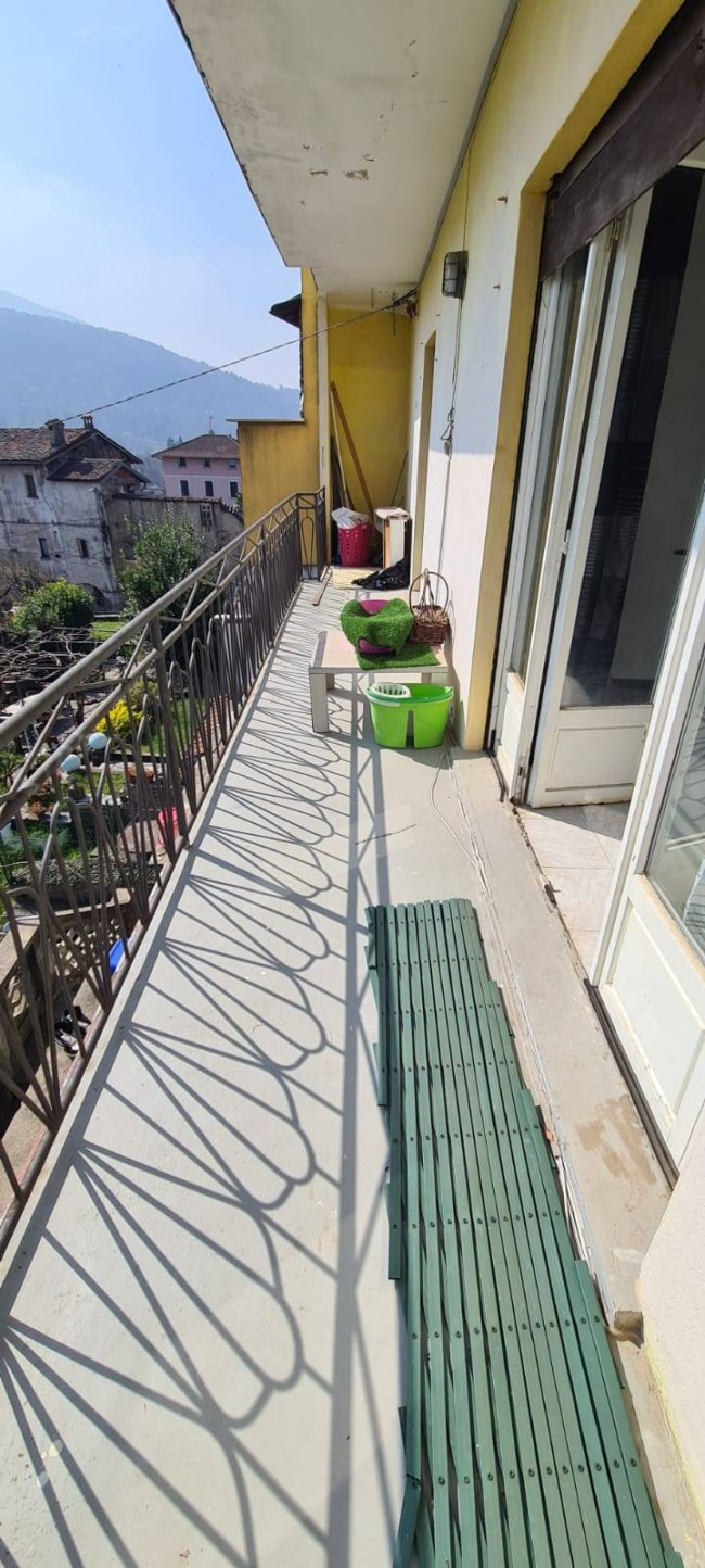 Appartamento in vendita a Cadegliano-Viconago