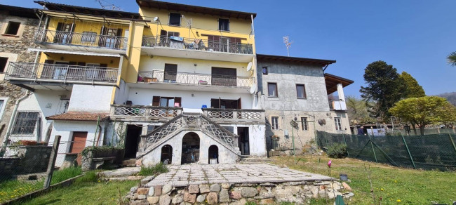 Appartamento in vendita a Cadegliano-Viconago