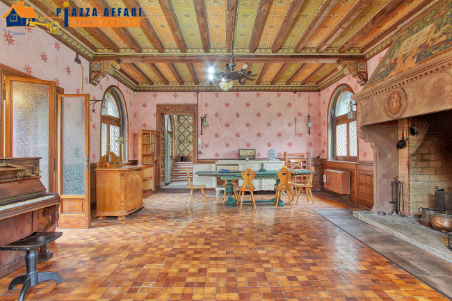 Villa in vendita a Cadegliano-Viconago